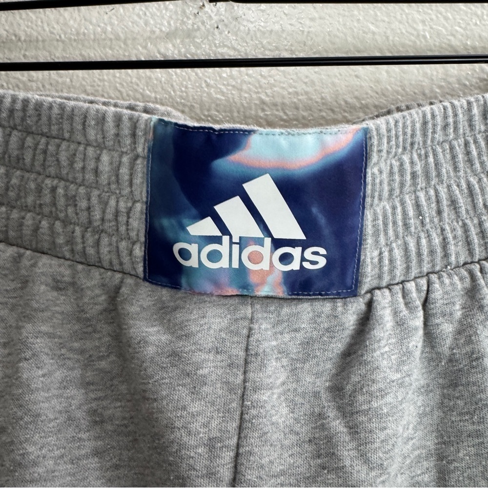 Adidas Vintage Shorts Size XL - Picture 2 of 7